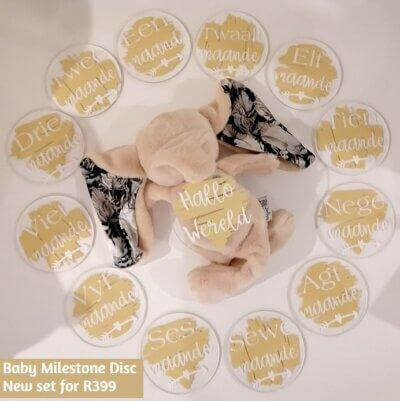 English Baby Milestone Discs - Cream