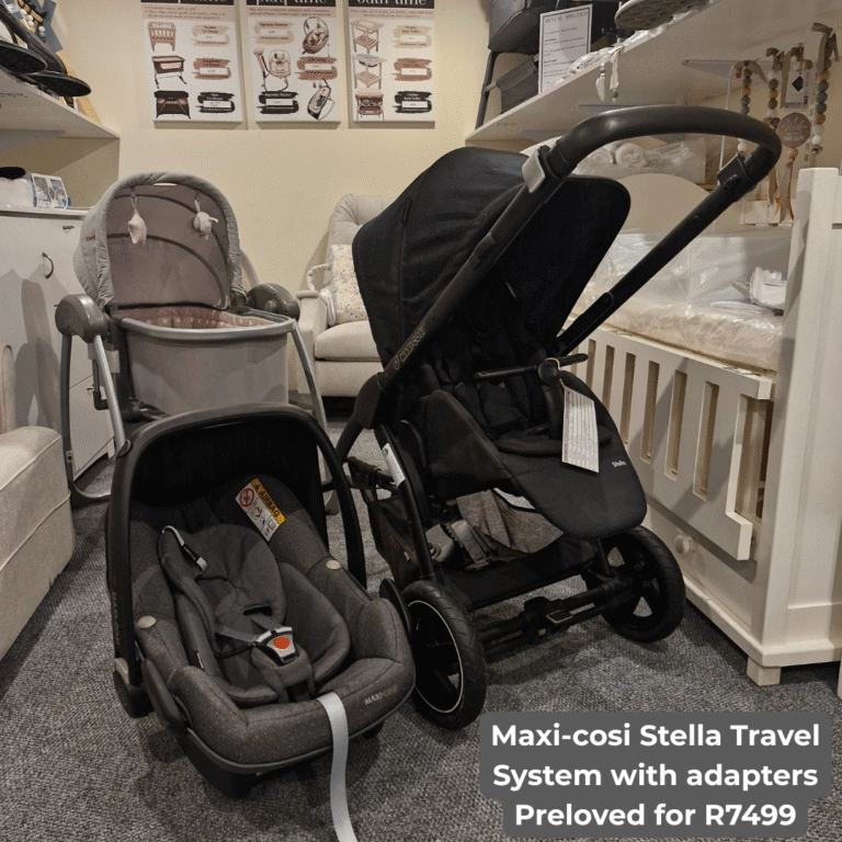 Maxi Cosi Stella Travel System with Adapters