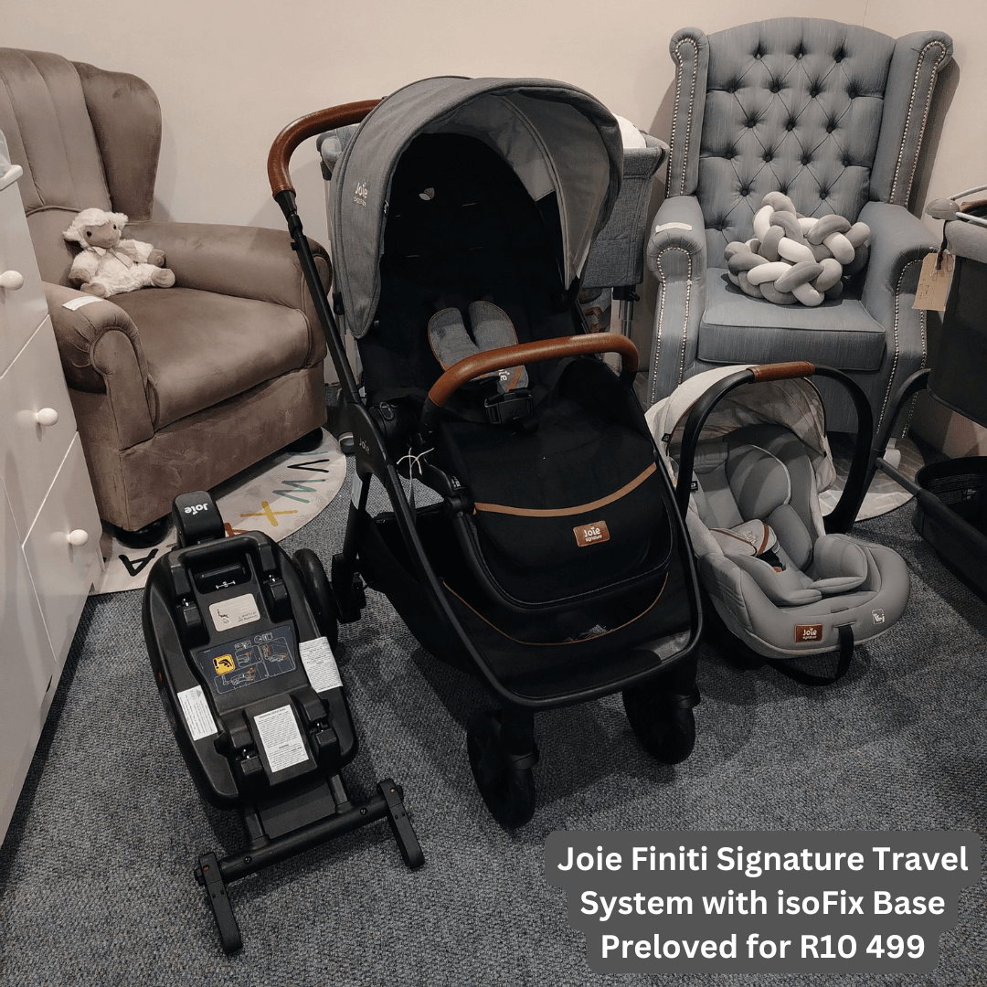 Joie Finiti Signature Travel System with isoFix Base