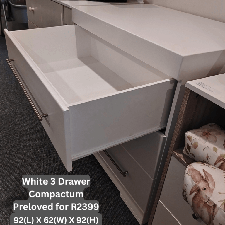 White 3 Drawer Compactum Preloved for R2399