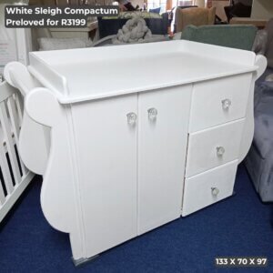 White Sleigh Compactum