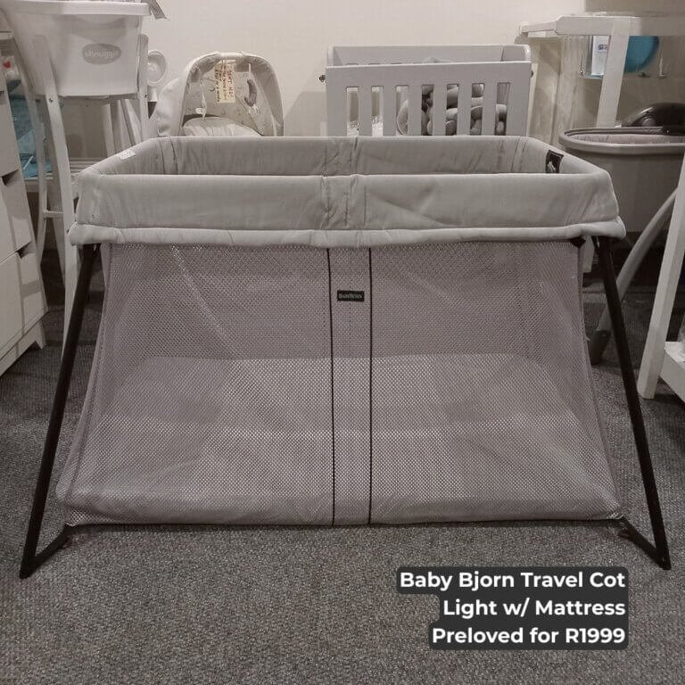 Baby Bjorn Travel Cot Light