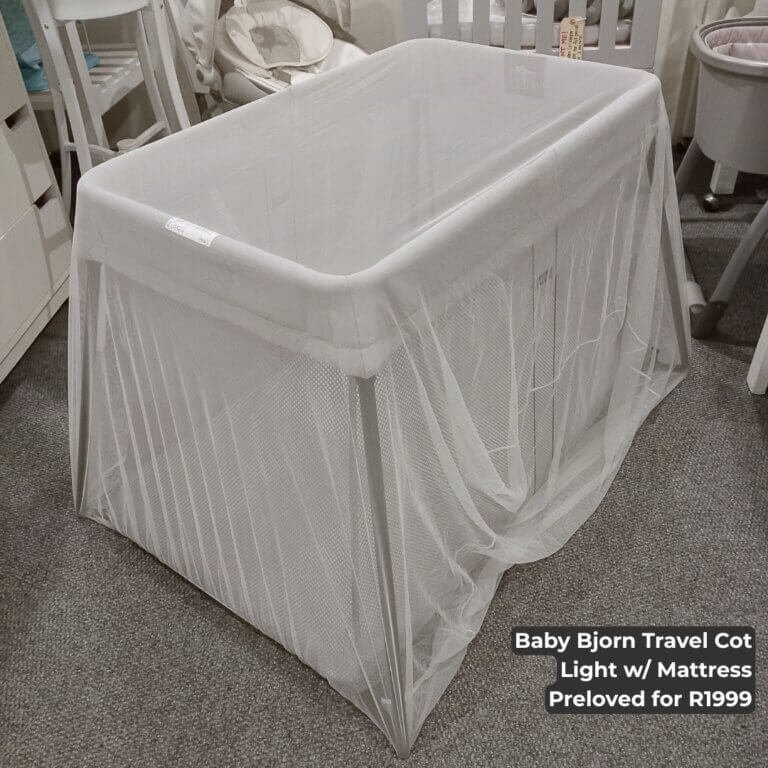 Baby Bjorn Travel Cot Light
