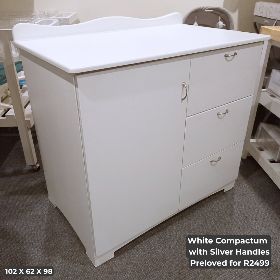 White Compactum with Silver Handles