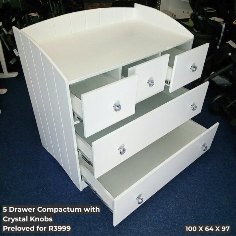 5 Drawer Compactum with Crystal Knobs