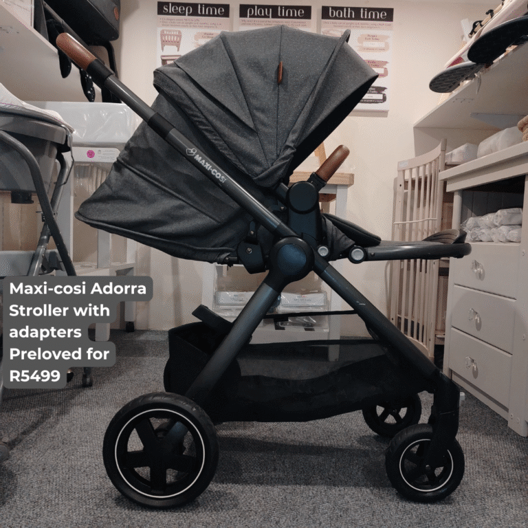 Maxi-cosi Adorra Stroller with adapters