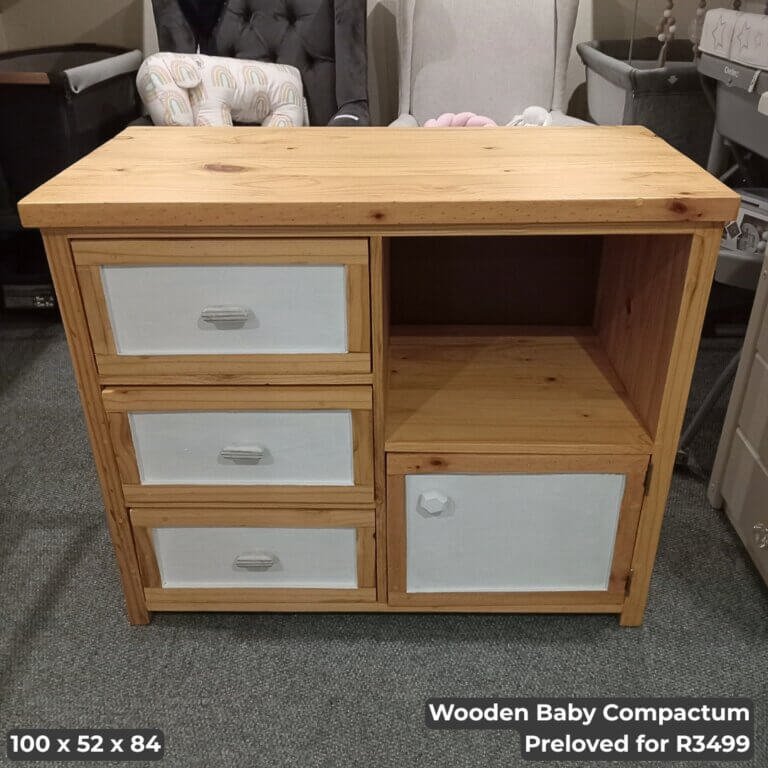 Wooden Baby Compactum