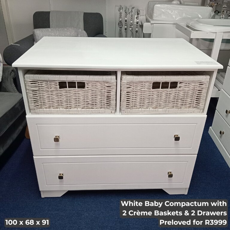 White Baby Compactum with 2 Crème Baskets & 2 Drawer