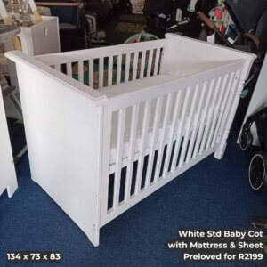White Std Baby Cot with Mattress & Sheet