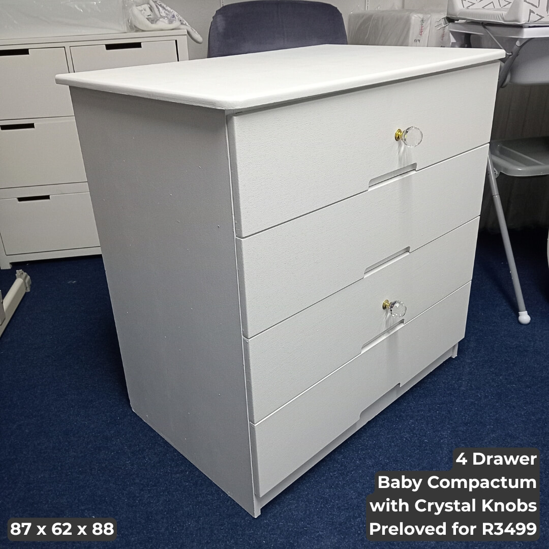 4 Drawer Baby Compactum with Crystal Knobs