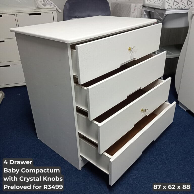 4 Drawer Baby Compactum with Crystal Knobs