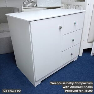 Treehouse Baby Compactum with Abstract Knobs